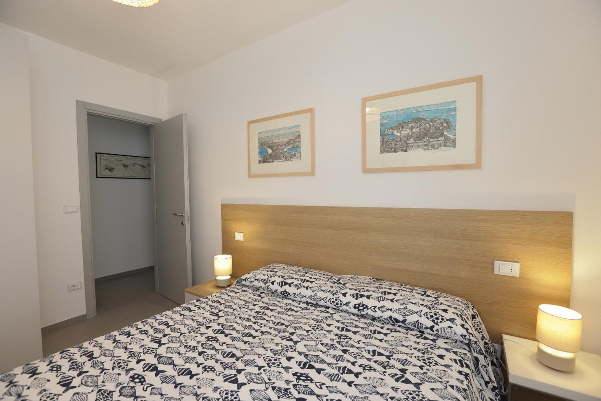 Adamaina - Sea View Apartment With Private Garage Сестри-Леванте Экстерьер фото